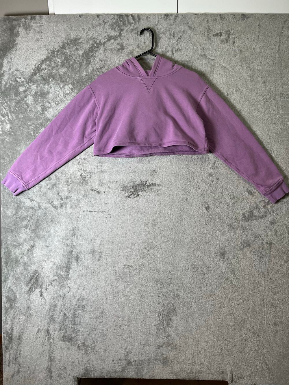 Lululemon All Yours Cropped Hoodie Wisteria Purple Size‎ 8 Athleisure Cozy Yoga